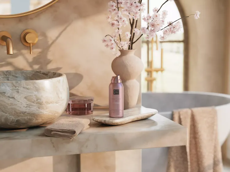 1117161-sa24001-sakura-bodylotion-mousse-150ml_4-by-3.webp
